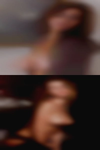 Mature woman good pussy see threw.